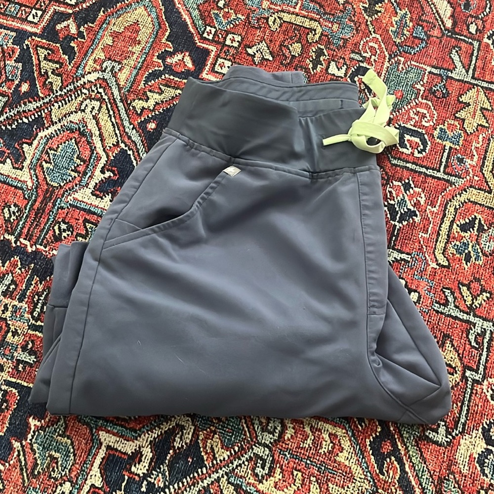 Figs scrubs jogger space navy